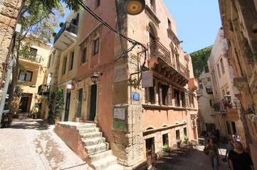 Maison d’hôte pour 2 personnes, avec terrasse et vue à La Canée