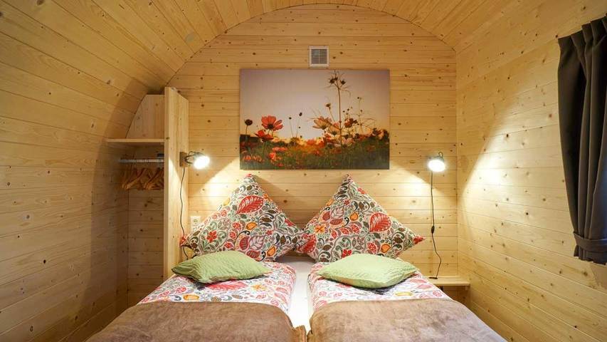 Ferienwohnung für 2 Personen, mit Ausblick und Sauna sowie Terrasse und Garten - 1