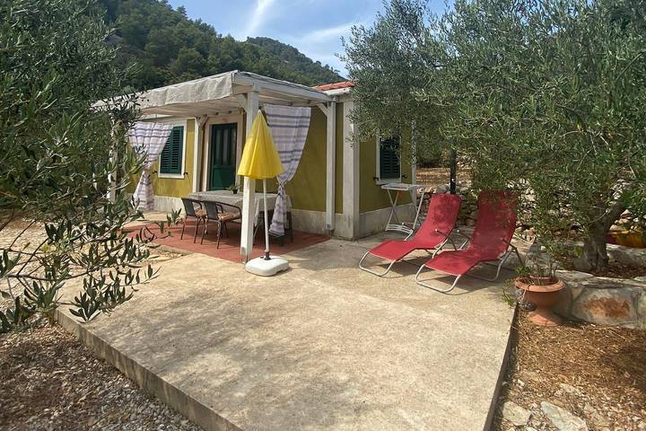 Ferienhaus für 4 Personen, mit Balkon/Terrasse auf Hvar