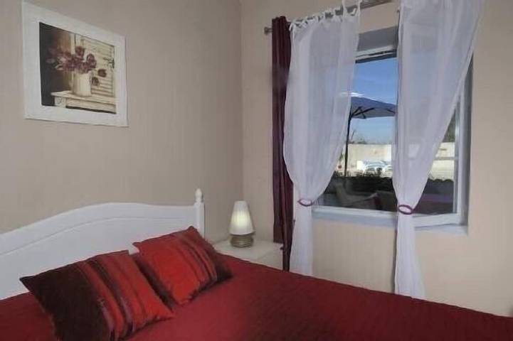 Location de vacances pour 6 personnes, avec piscine à Montpellier-de-Médillan - 3