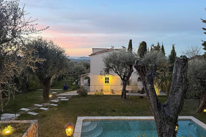 Ferienhaus für 8 Personen, mit Pool - 1