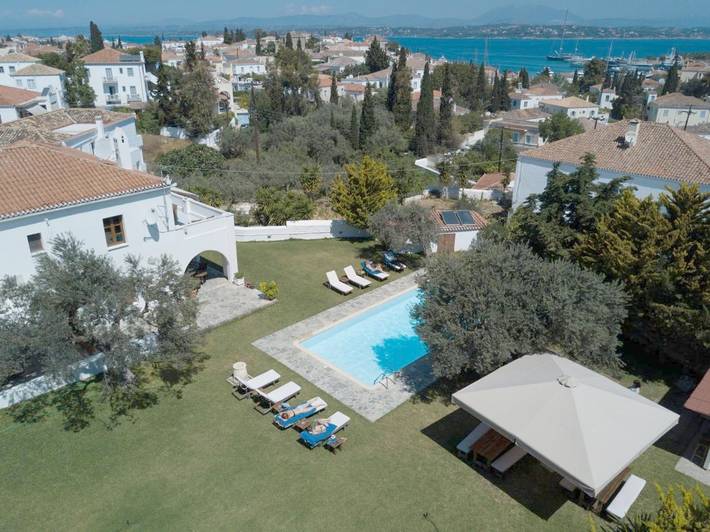 Maison d’hôte pour 2 personnes, avec vue ainsi que jardin et piscine dans Spetses - 3
