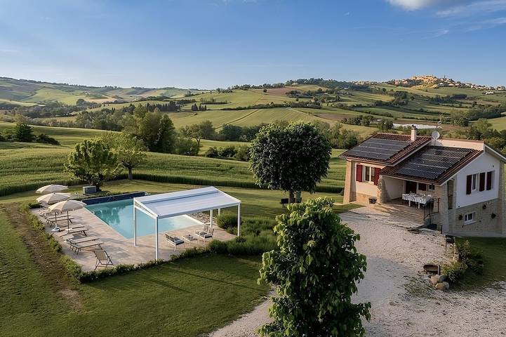 Ferienhaus für 8 Personen, mit Garten und Whirlpool