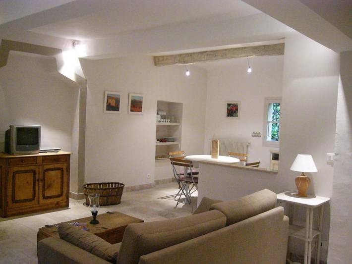 Location de vacances pour 6 personnes, avec terrasse et jardin à Mormoiron - 4