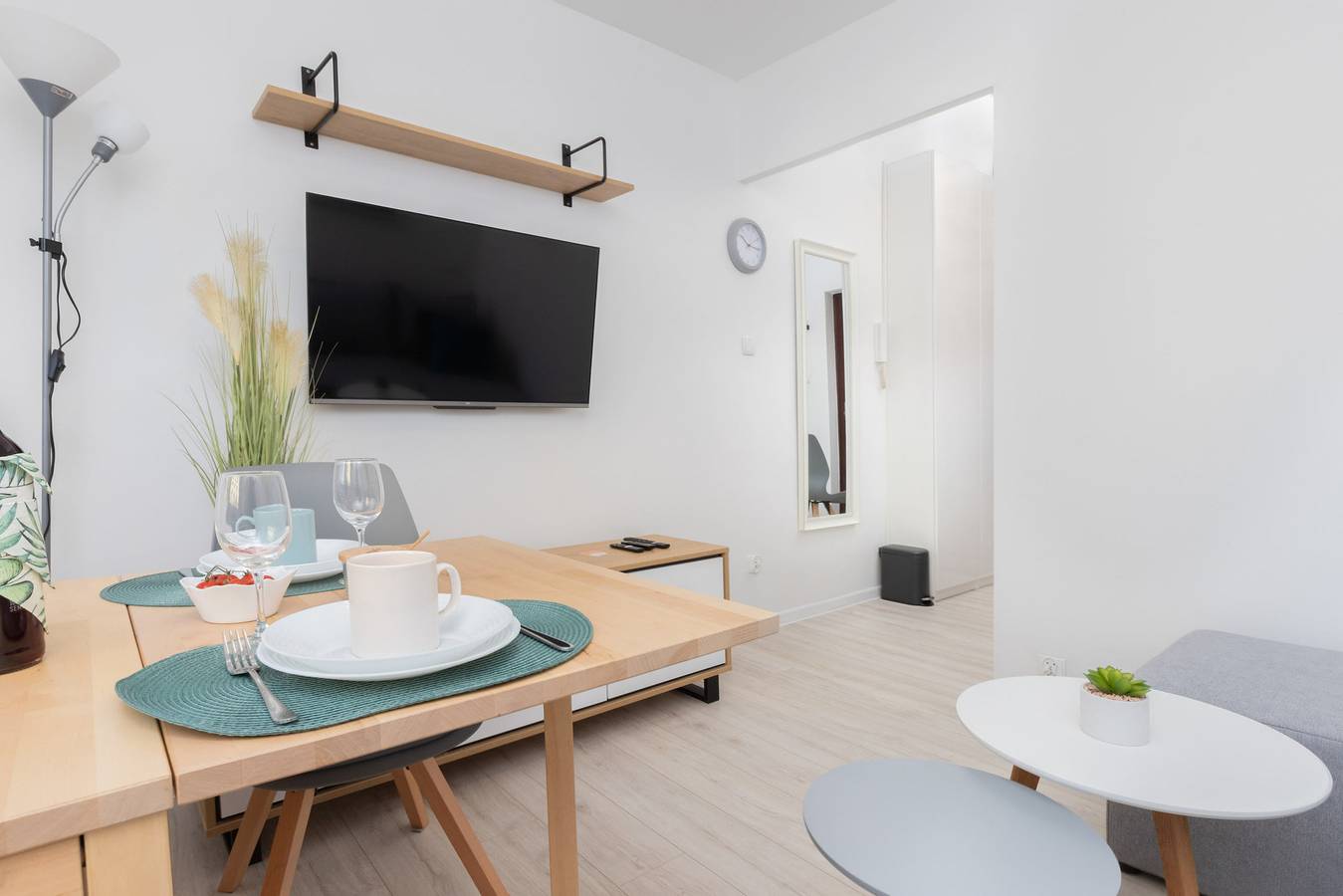 Entire studio, Apartment Przystań | Cozy Studio | City Center in Gdynia, Tricity