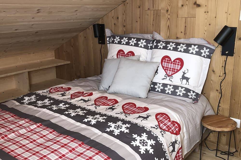 Chalet Idyll with  jacuzzi, close to the ski slopes and city, charges included in Gérardmer, Parque natural regional de los Ballons des Vosges