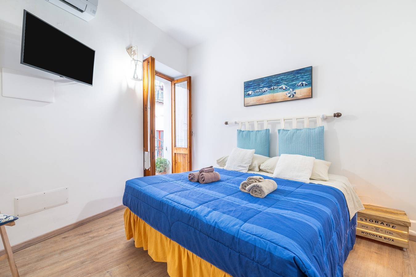 Studio Apartment 'Alla Marina Monolocale' with Balcony, Wi-Fi and Air Conditioning in Marina (Sardinia), Cagliari