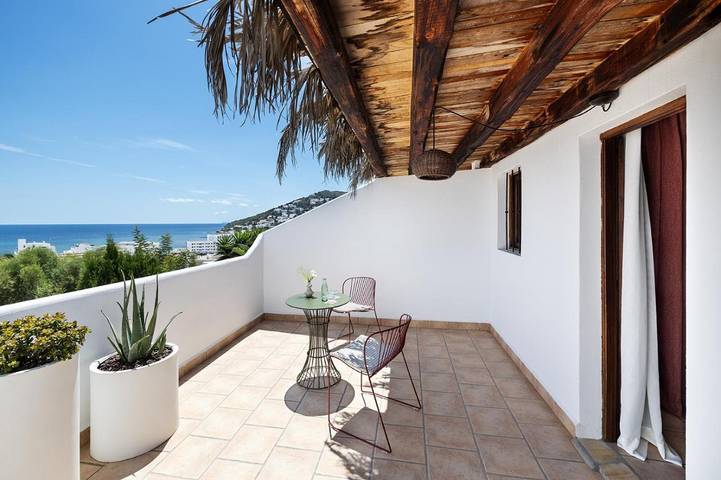 Chambre d’hôte pour 2 personnes, avec piscine et jardin à Santa Eulària des Riu - 2