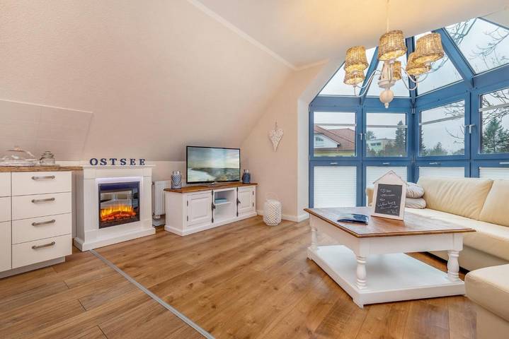 Ganze Wohnung, Ferienwohnung mit eigener Sauna, Kamin, zentraler Lage und strandnahe in Zingst, Fischland - Darß - Zingst