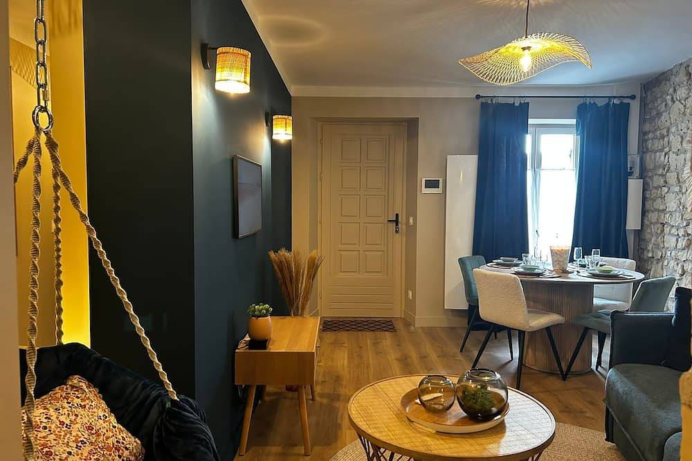 Appartement entier, L'appart' du bonheur. Idéal pour votre séjours touristique ou business ! in Venette, Oise