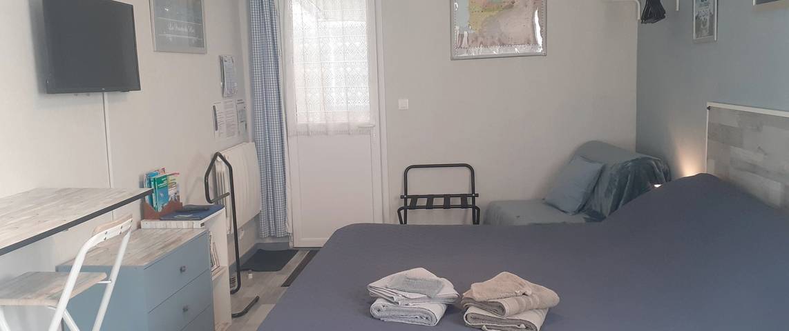 Chambre d’hôte pour 3 personnes, avec jardin dans le Calvados - 4