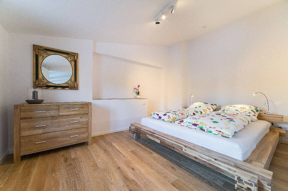 Last minute - Spring in Potsdam / Listed \"Remise im Park Sanssouci\" in Schloss Sanssouci, Potsdam und Umgebung