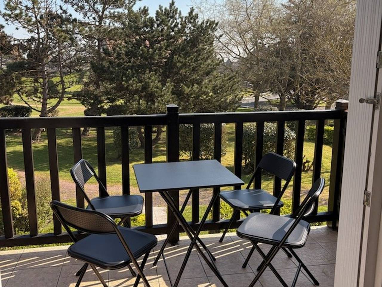 Apartamento entero, Dúplex acogedor cerca del mar - 4 pers. in Merville-Franceville-Plage, Región de Caen