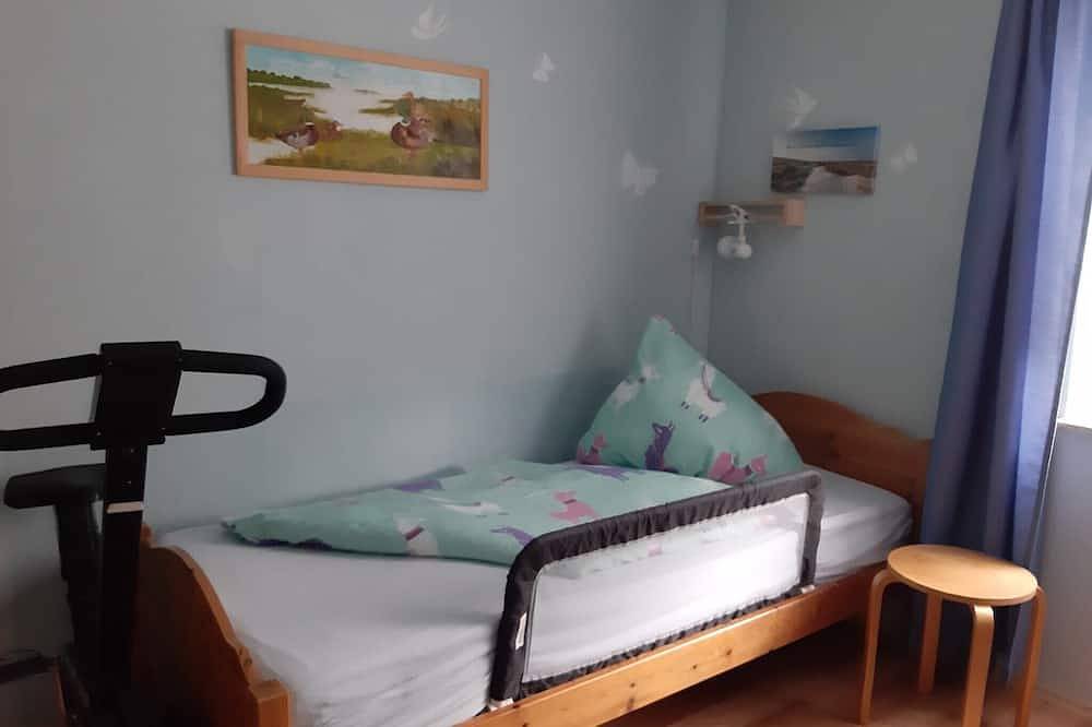 Ganze Wohnung, Sonnige Ferienwohnung am Wald / Büdnerreihe in Heiligenhagen, Satow