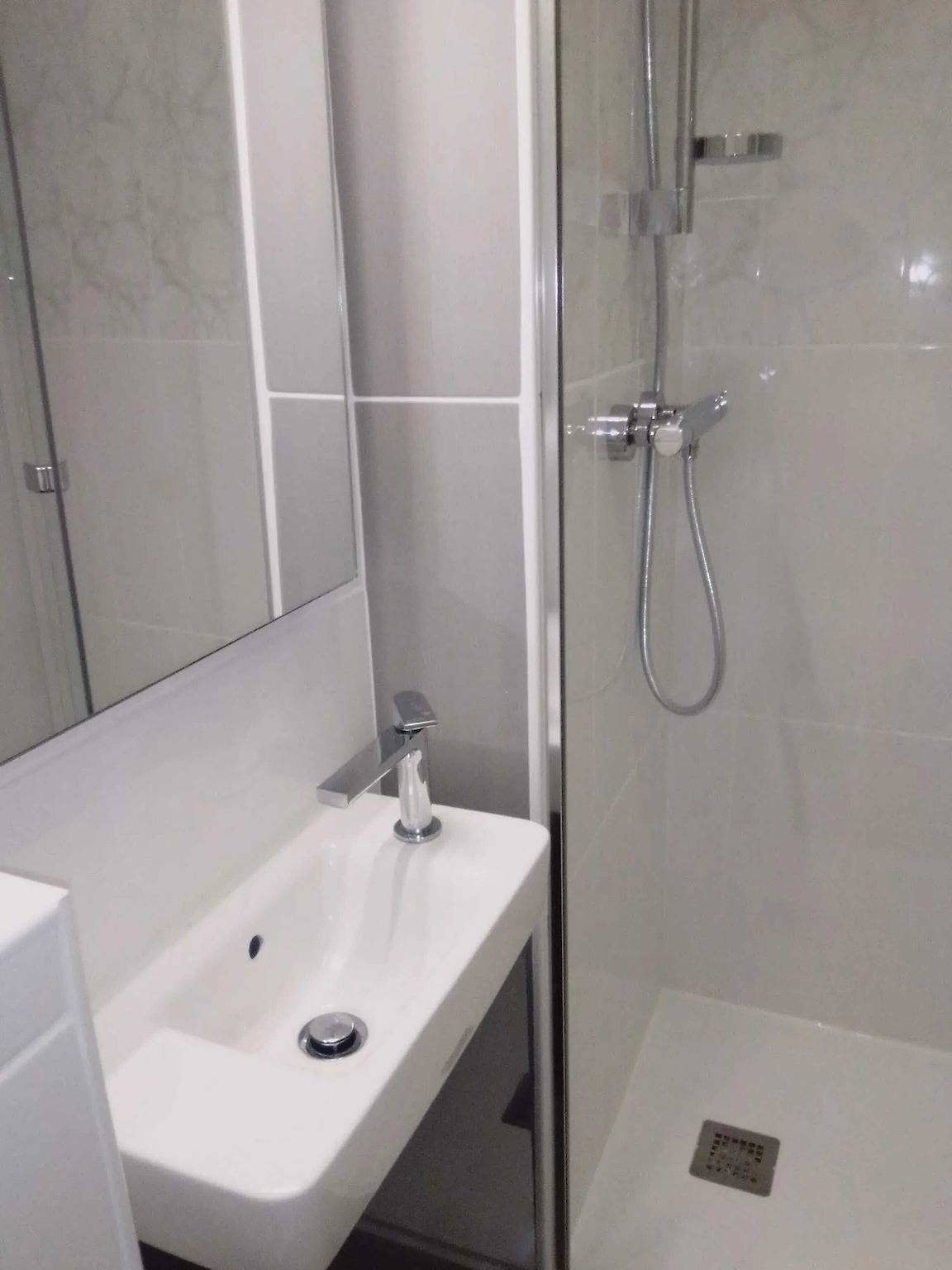 Ganze Wohnung, Modernes Appartement in Rodez mit Balkon und 46 m² in Rodez, Zentralmassiv