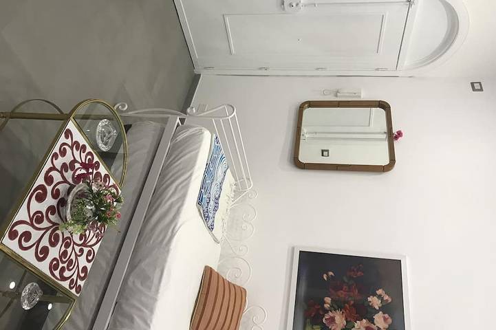 Appartement entier, Historic center of Naples - Anna's house, 5-minute walk to the beach in Naples, Province de Naples