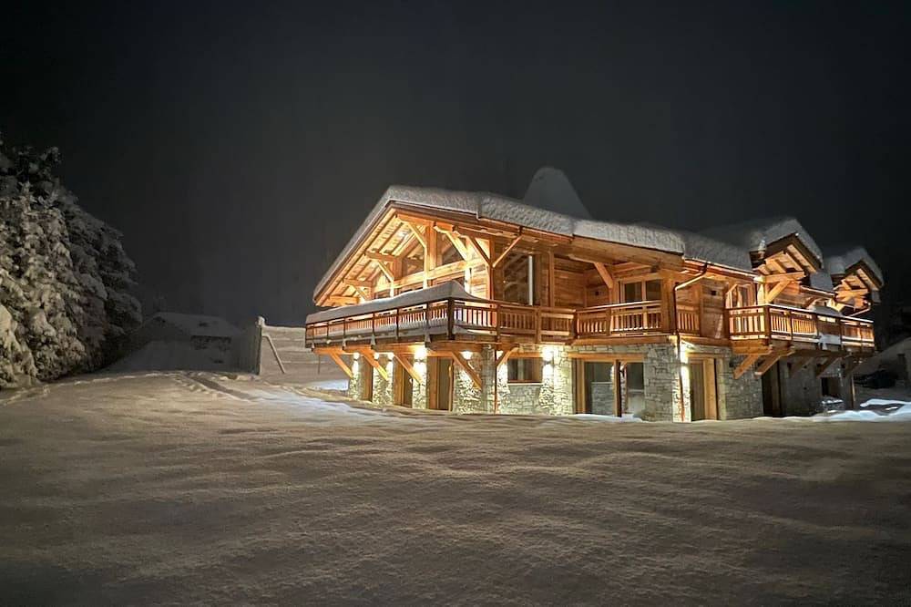 Luxurious Chalet Celeste in Brevent-Flegere, Chamonix
