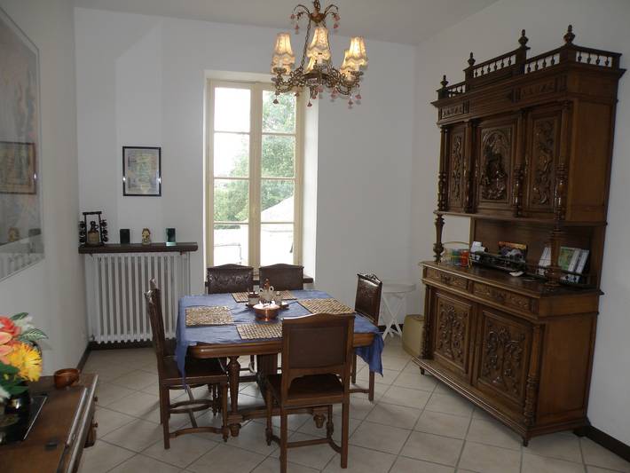 Country House 'Maison Van Der Meer' with Private Terrace, Private Garden and Wi-Fi in Hambye, Coutances