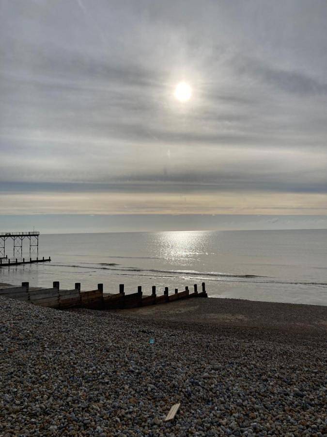 Entire apartment, 50 meters from Beach. in Bognor Regis, West Sussex