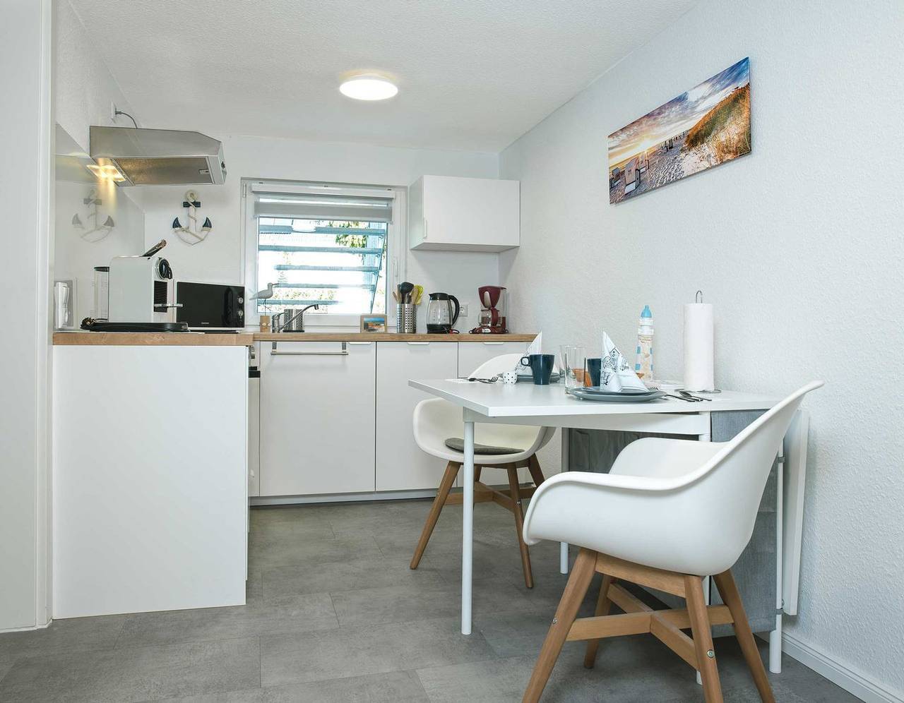 Ganze Wohnung, Gemütliche Ferienwohnung "Küstenkind" in ländlicher Lage in Groß Strömkendorf. in Blowatz, Neuburg