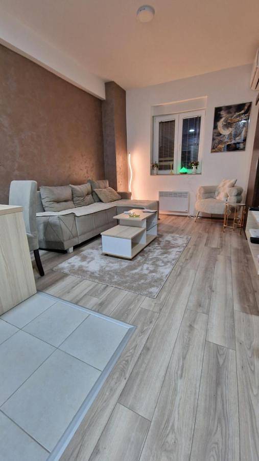 Appartement de vacances pour 4 personnes, avec piscine et terrasse, animaux acceptés