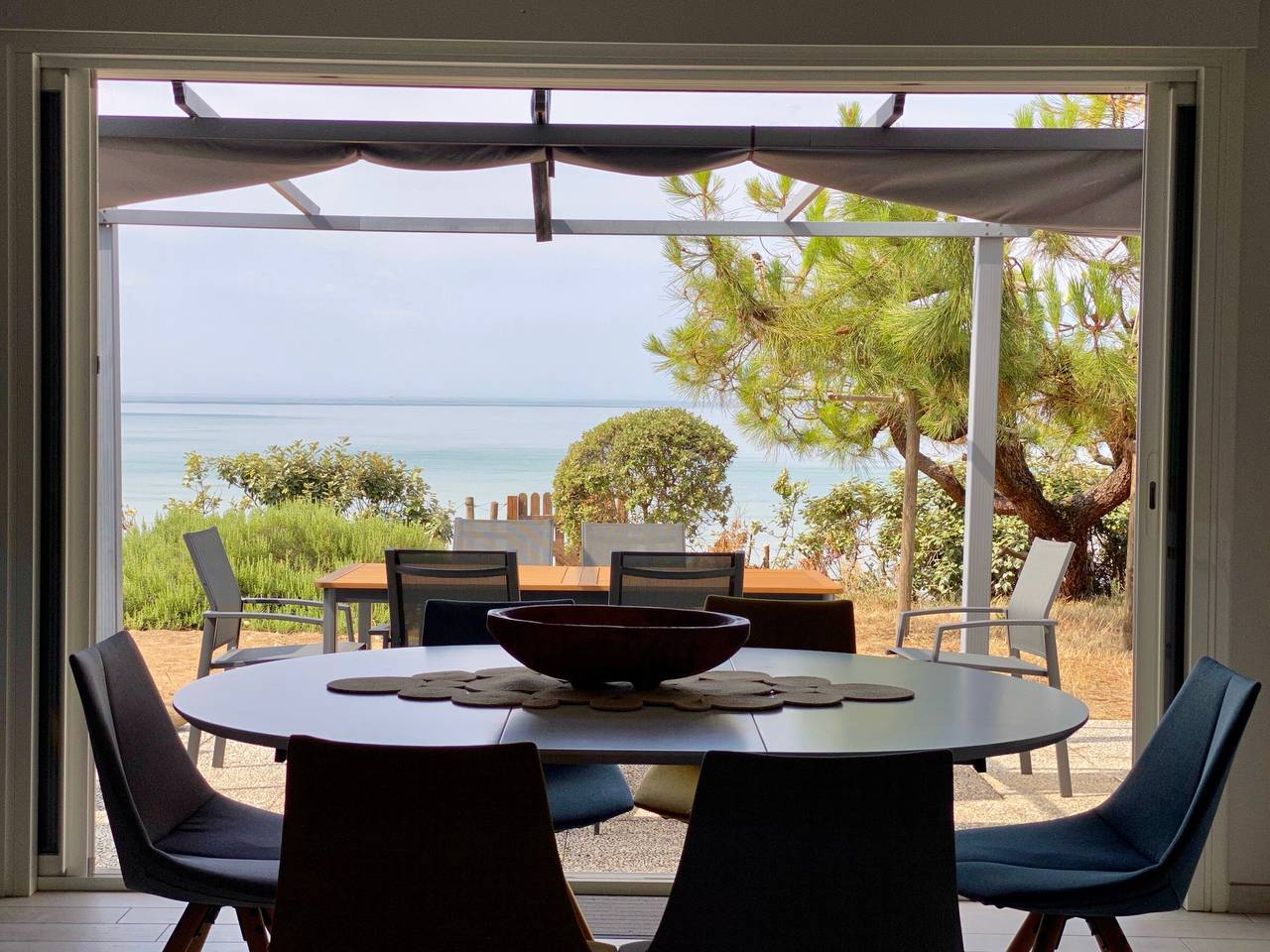 Renoviertes Vendée-Haus, direkter Strandzugang, Terrasse, Bbq, kostenloses Parken in Le Rocher, Longeville-sur-Mer