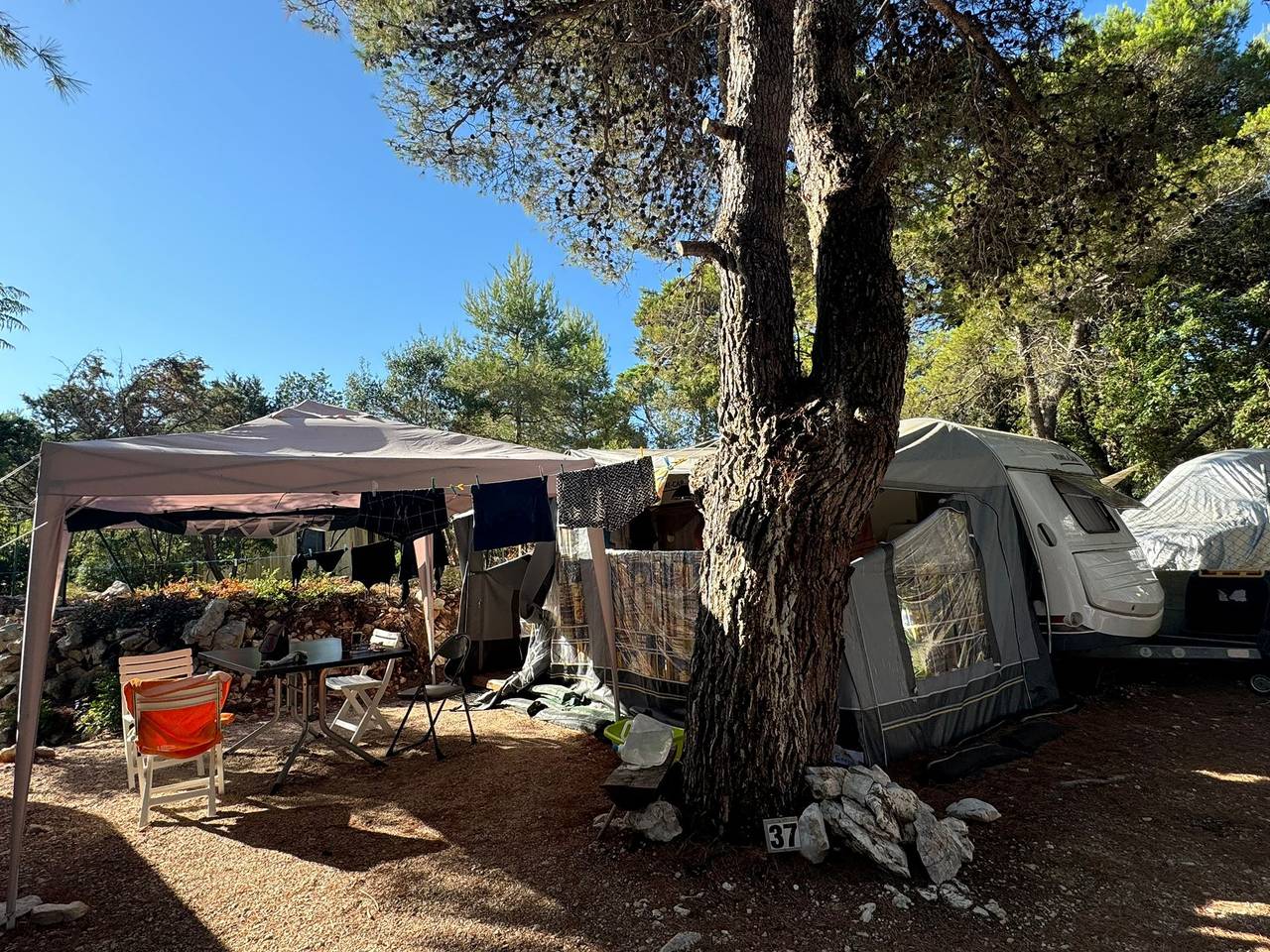 Caravane près de la mer 6 in Ugljan, Île d'Ugljan