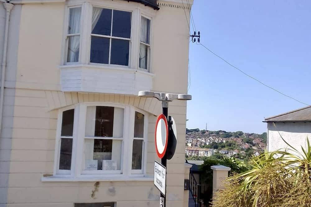 Apartamento entero, Superior-Apartamento-Baño Privado-Vista a la playa in Hastings, Sussex Oriental