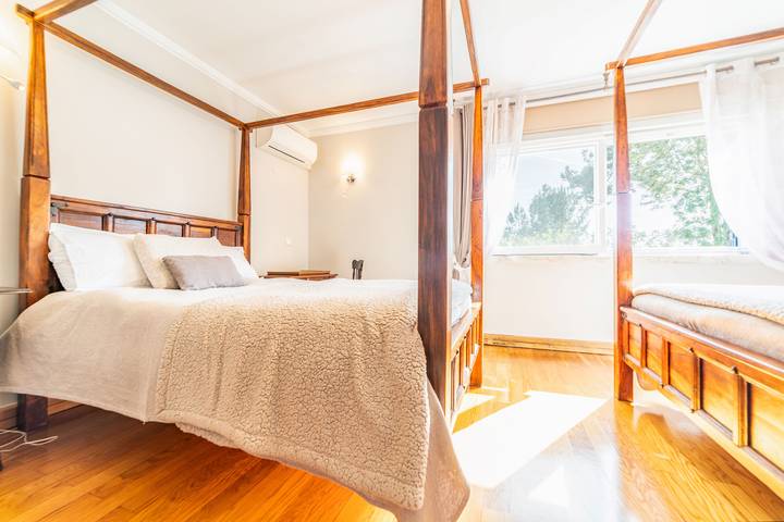 Location de vacances pour 18 personnes, avec jardin et balcon dans Aroeira - 4