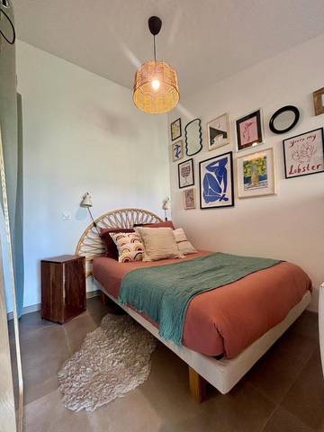 Gîte pour 2 personnes, avec jardin ainsi que vue et terrasse dans Pont-à-Mousson