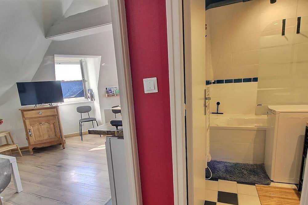 Auprès de mon Arbre - Saint Brieuc in Saint-Brieuc, Côte de Goëlo