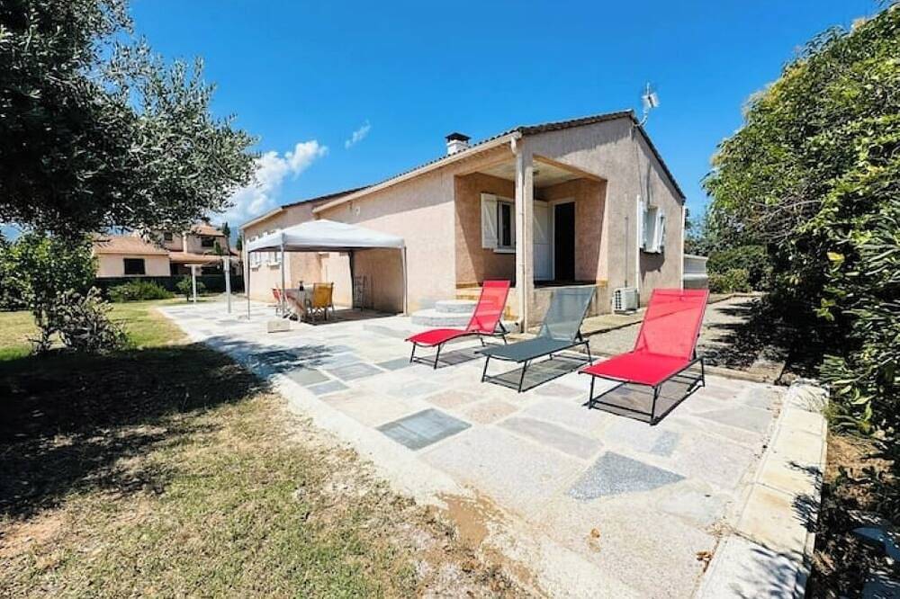 - Villa l'Orangeraie - Lucciana, airport in Lucciana (Corsica), Bastia e dintorni