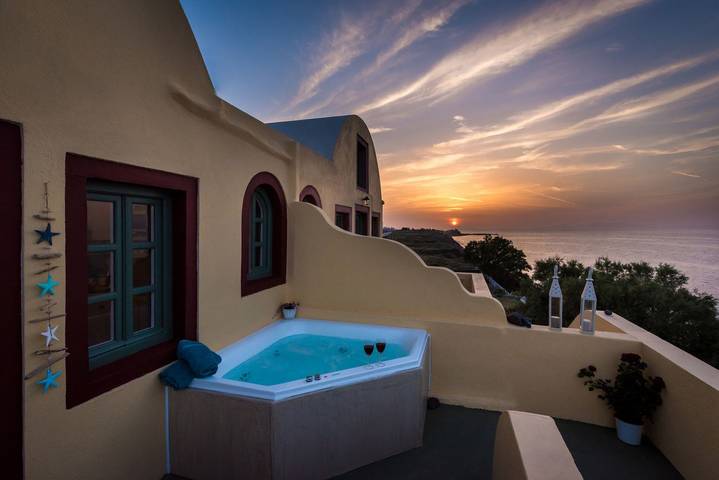 Villa per 4 persone, con balcone e vista oceano in Santorini
