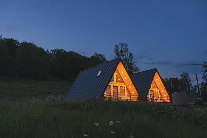 Chalet pour 2 personnes, avec jardin et terrasse