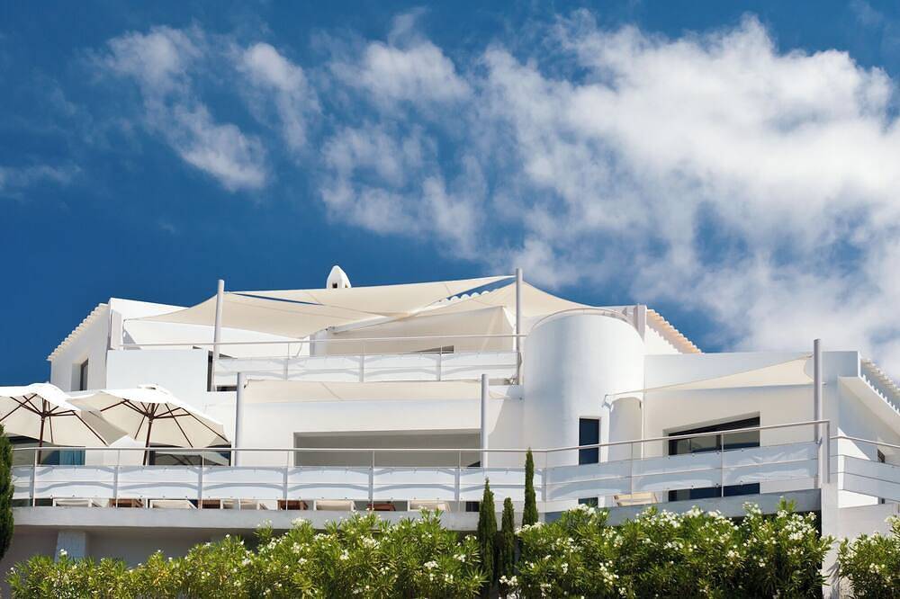 Exclusive 5 bedroom luxury villa directly on the sea in Es Cubells, Ibiza in Vista Alegre (Ibiza), Sant Josep de sa Talaia