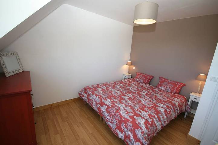 Location de vacances pour 12 personnes, avec jardin ainsi que terrasse et jacuzzi dans Plage Kerou - 4