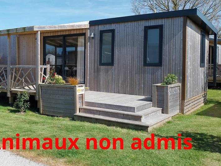 Camping für 4 Personen, mit Balkon/Terrasse und Kinderpool sowie Pool und Sauna in Picardie