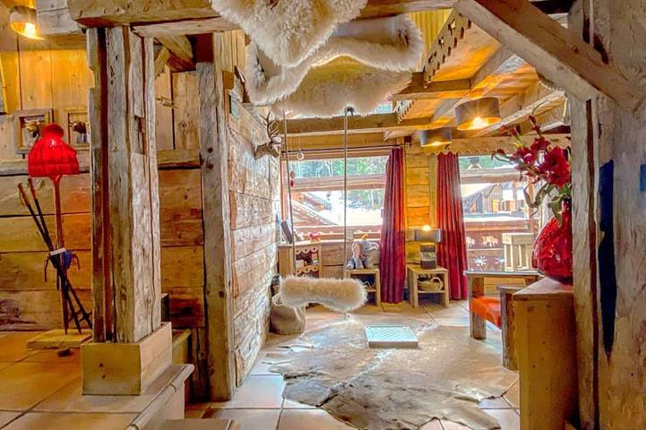 Casa rural para 15 personas, con jardín además de jacuzzi y sauna - 1
