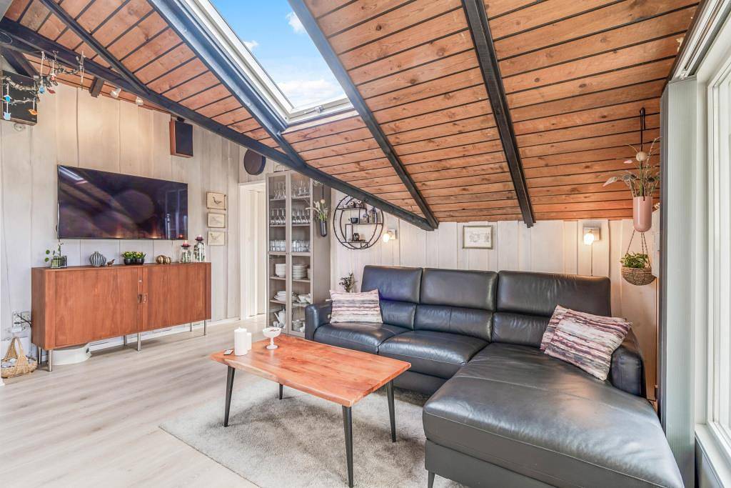 Klassisches Ferienhaus mit Kamin in Bork Havn in Bork Havn, Ringkøbing Fjord