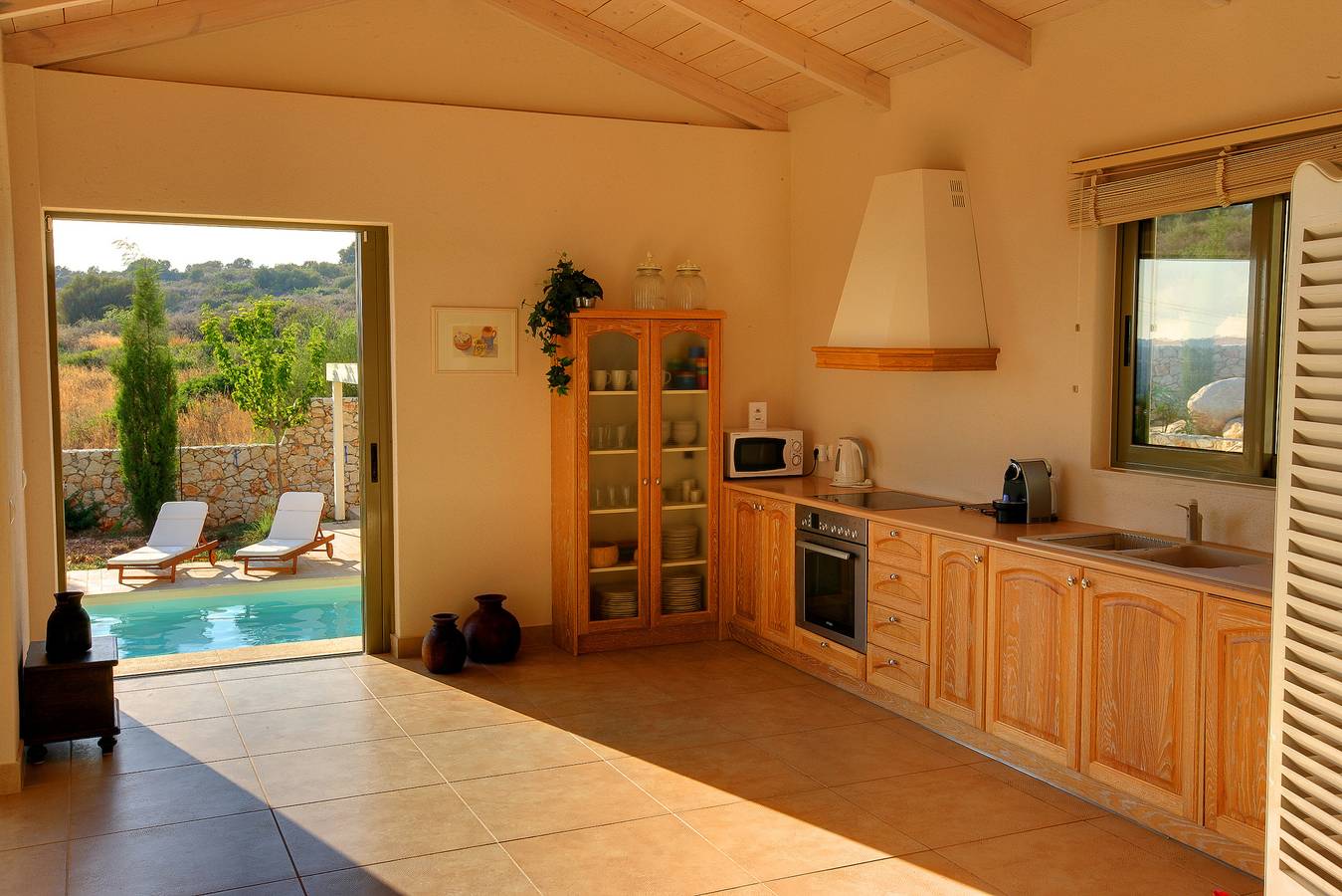 Villa 'Linatela Ideales Resort' with Sea View, Wi-Fi and Air Conditioning in Mousata, Kefalonia