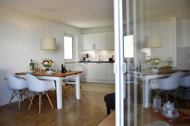 Ganze Wohnung, Ferienwohnung 'Quartier Wellant' mit Terrasse, Garten und Blick auf die Weißensberger Kapelle in Weißensberg, Bayerisch Schwaben