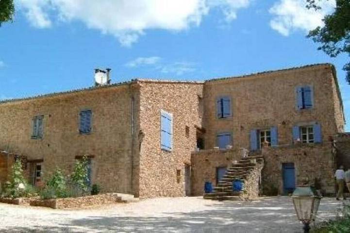 Gîte pour 2 personnes, avec Balcon et Jardin à Signes - 3
