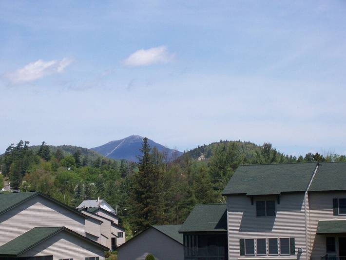 Vacation rental for 8 people, with terrace and yard in Lake Placid