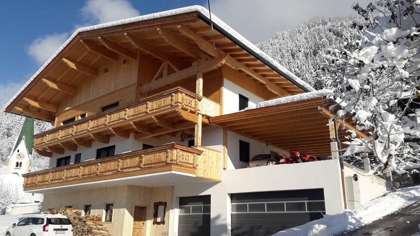 Ferienhaus für 6 Personen, mit Balkon in Bruck am Ziller
