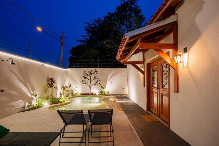 Casa de férias para 8 pessoas, com vista e jardim e ainda piscina - 1