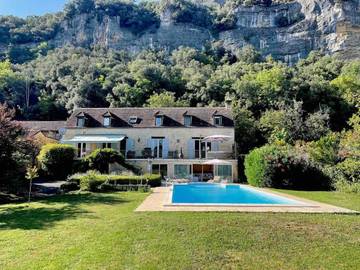 Cottage pour 6 personnes, avec vue et terrasse ainsi que jardin et piscine dans Jardins de Marqueyssac