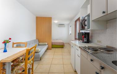 Ferienwohnung für 2 Personen in Omisalj, Krk, Bild 4