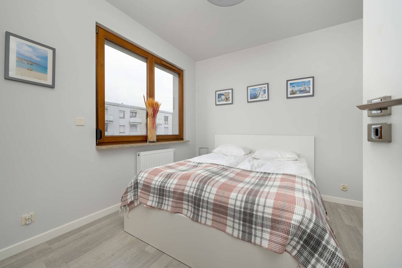 Apartamento entero, Stylish Apartment with Balcony | Parking | Work Space in Breslavia, Lower Silesia