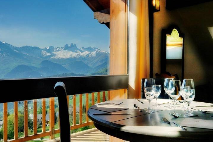 Hôtel pour 5 personnes, avec jardin ainsi que sauna et vue, animaux acceptés à Jarrier - 2