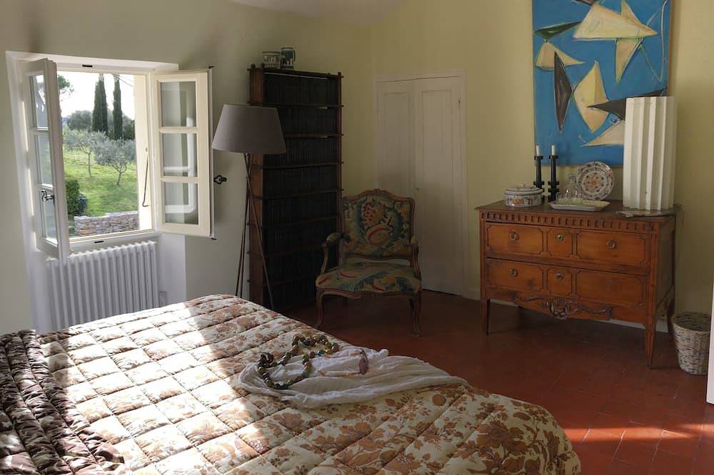 Außergewöhnliches provenzalisches Bauernhaus in Venasque, klassifiziertes Dorf in Venasque, Parc naturel régional du Mont-Ventoux